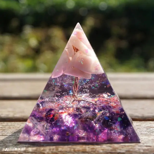 Pyramide d'orgonite