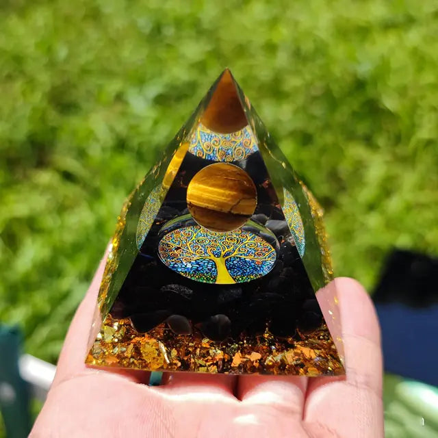 Pyramide d'orgonite