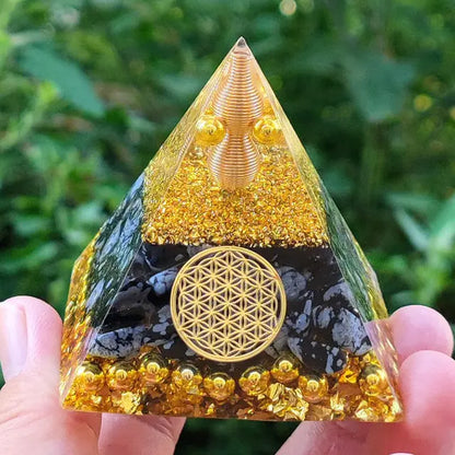 Pyramide d'orgonite